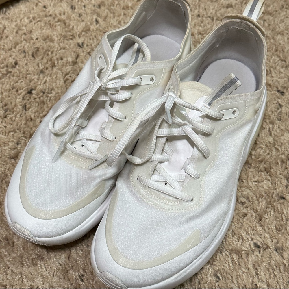 Nike Air Max Dia SE